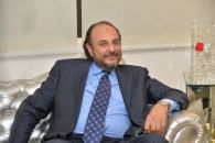 رئيس مجلس إدارة ومدير عام شركة وردية هولدينكز انك ش. م. ل هاني الشويعر: هوّيتنا الجديدة تتمحور حول الاستمرارية في العمل وتحقيق النجاحات